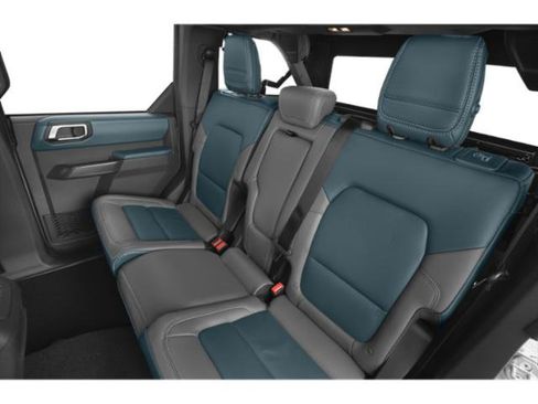Used 2024 Ford Bronco Outer Banks AWD/4WD image 12
