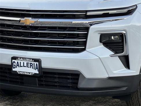 New 2026 Chevrolet Traverse LT w/ Driver Confidence Package image 7