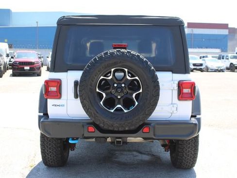 Used 2021 Jeep Wrangler Unlimited Rubicon 4xe w/ Cold Weather Group AWD/4WD image 4