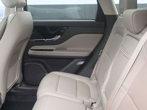 Used 2021 Lincoln Corsair Reserve w/ Equipment Group 201A image 9