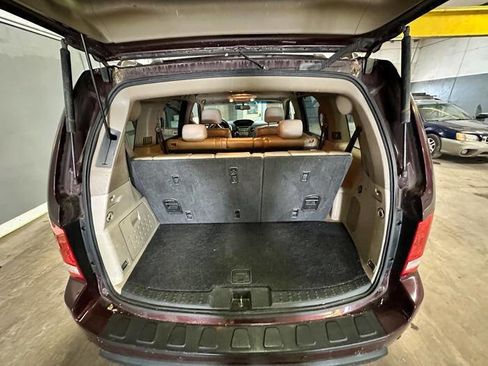 Used 2010 Honda Pilot Touring image 27