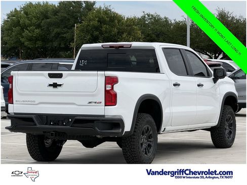 New 2026 Chevrolet Silverado 1500 ZR2 AWD/4WD image 4