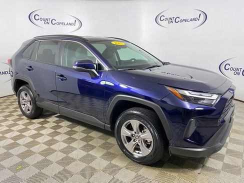 Certified 2025 Toyota RAV4 XLE AWD/4WD image 1