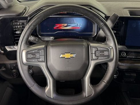 Used 2024 Chevrolet Silverado 2500 LT w/ Texas Edition AWD/4WD image 9