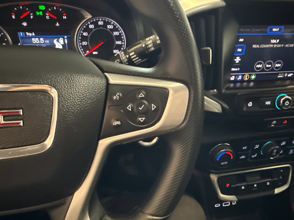 Used 2024 GMC Terrain SLE w/ Driver Convenience Package AWD/4WD image 33