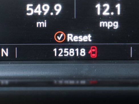 Used 2020 Chevrolet Silverado 1500 LT RWD image 21