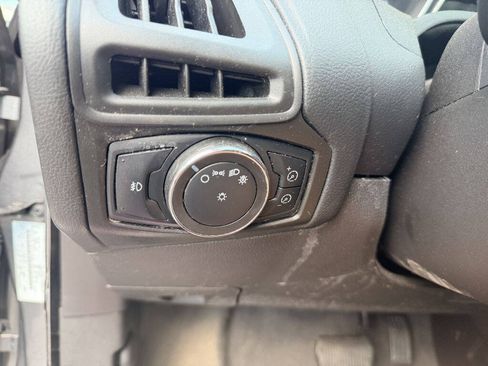Used 2012 Ford Focus SEL FWD image 14