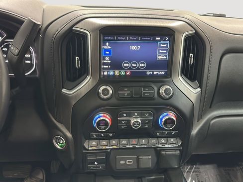 Used 2021 GMC Sierra 1500 Denali w/ Denali Ultimate Package AWD/4WD image 12