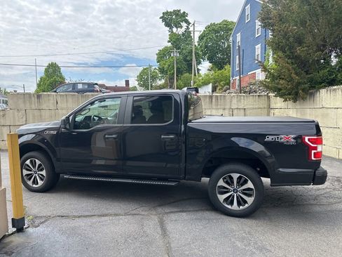 Used 2019 Ford F150 XL w/ Equipment Group 101A Mid AWD/4WD image 4