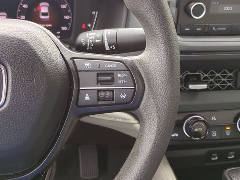 Certified 2024 Honda Accord EX image 19