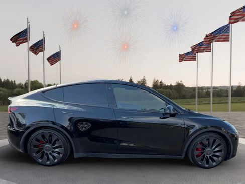 Used 2022 Tesla Model Y Performance AWD/4WD image 8