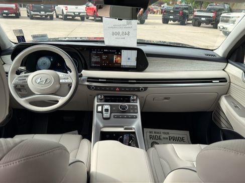 Used 2025 Hyundai Palisade Calligraphy AWD/4WD image 24
