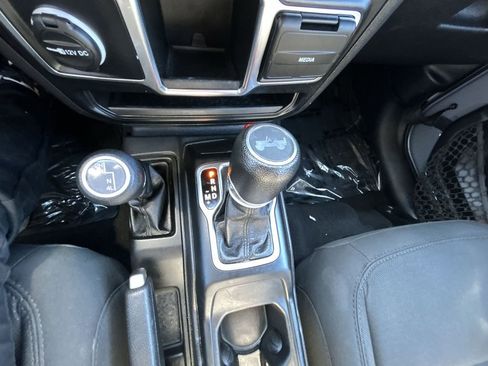 Used 2023 Jeep Wrangler Sport image 19