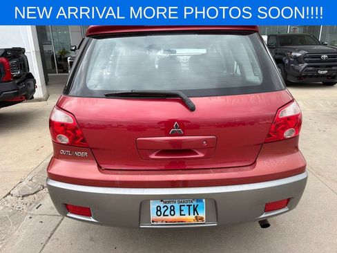 Used 2006 Mitsubishi Outlander LS AWD/4WD image 2
