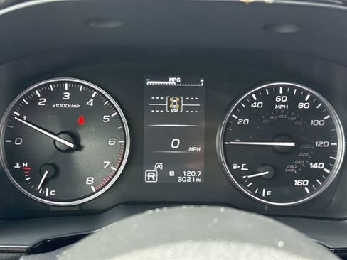 Used 2025 Subaru Outback Premium image 28