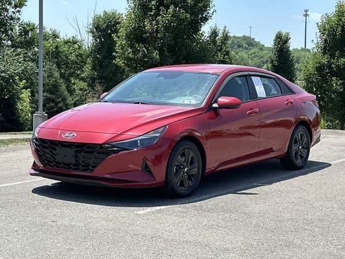 Used 2022 Hyundai Elantra SEL FWD image 1