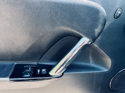 Used 2007 Saturn Sky RWD image 15