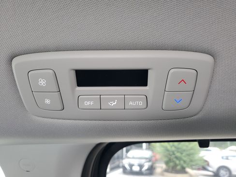 New 2025 Kia Carnival EX image 14