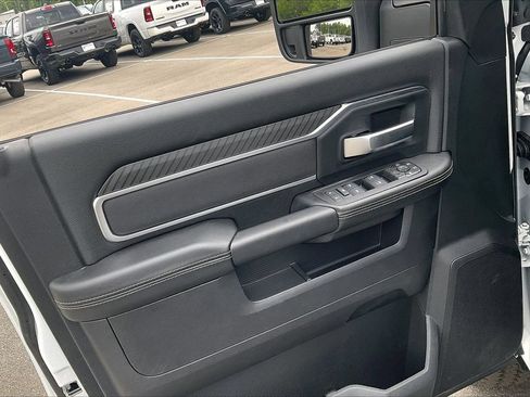 New 2026 RAM 2500 Big Horn AWD/4WD image 26