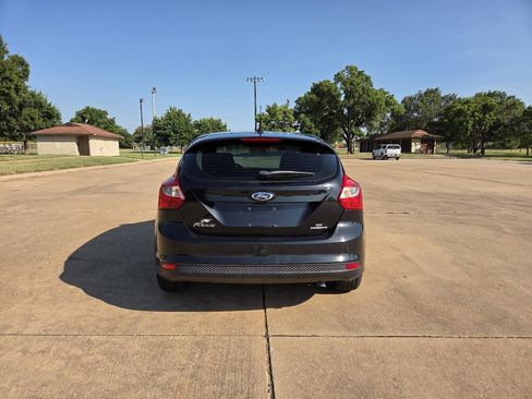 Used 2013 Ford Focus SE FWD image 26
