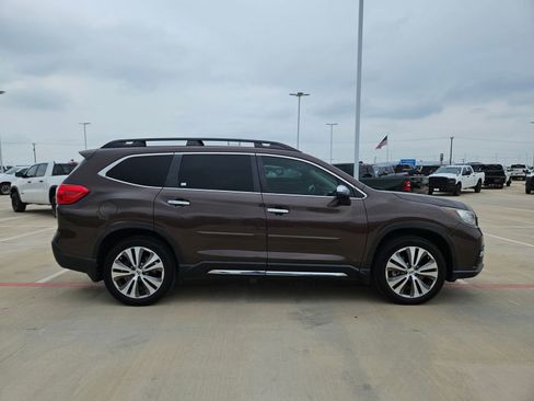 Used 2020 Subaru Ascent Touring w/ Popular Package #2A AWD/4WD image 2