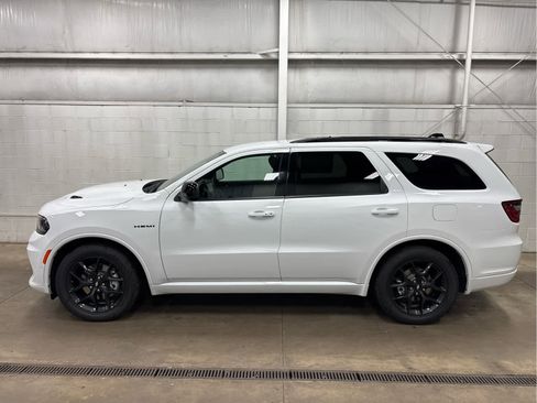 New 2026 Dodge Durango GT image 4