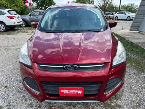 Used 2014 Ford Escape SE FWD image 2