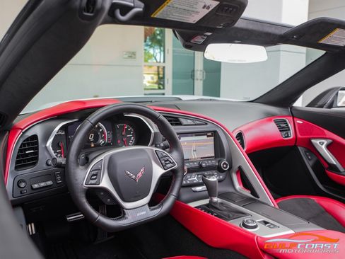 Used 2016 Chevrolet Corvette Z06 w/ 3LZ Preferred Equipment Group RWD image 2