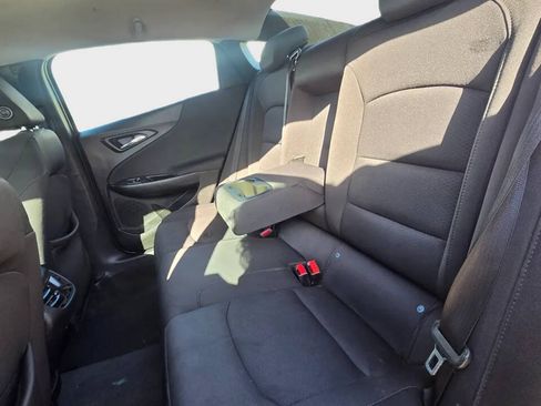 Used 2019 Chevrolet Malibu LT FWD image 13