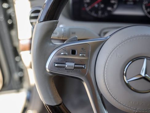 Used 2018 Mercedes-Benz S 560 4MATIC Sedan image 13