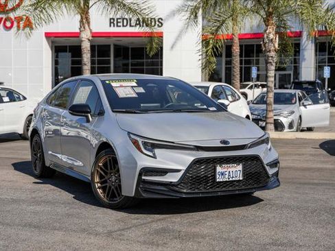 Certified 2024 Toyota Corolla SE FWD image 1