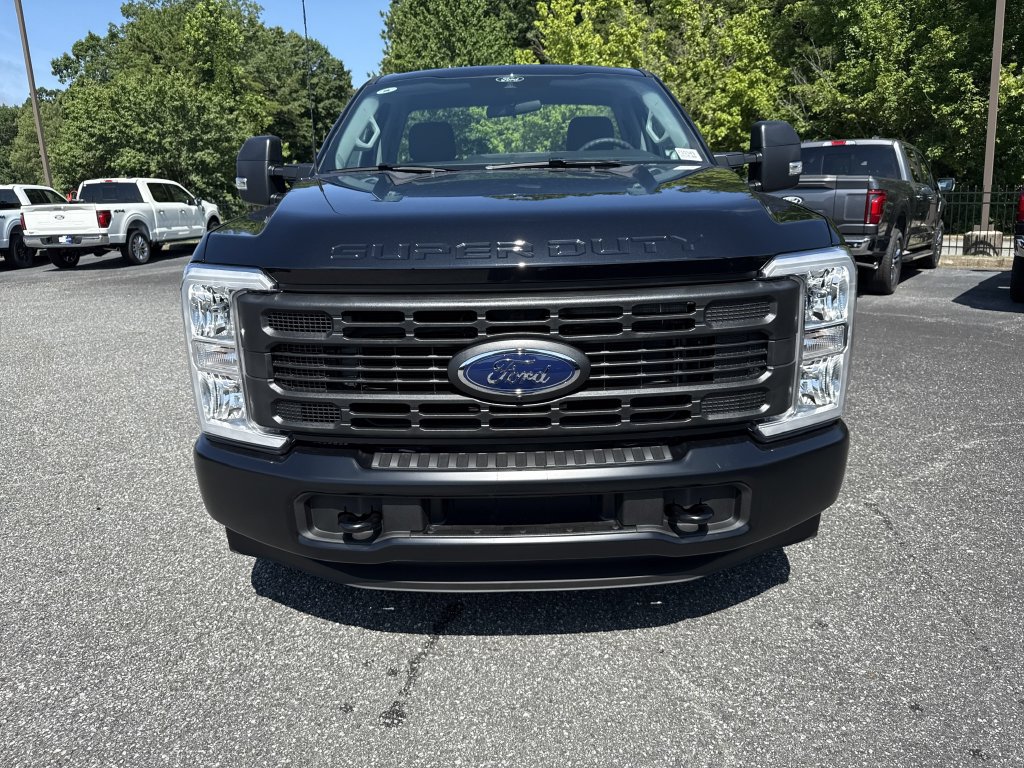New 2025 Ford F350 XL w/ 360-Degree Camera Package RWD image 2
