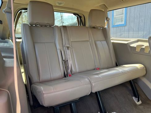 Used 2013 Ford Expedition EL Limited image 15
