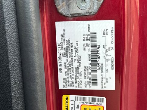 Used 2016 Ford Mustang Coupe image 27