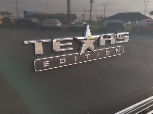 Used 2025 Chevrolet Silverado 2500 LT w/ Texas Edition image 25