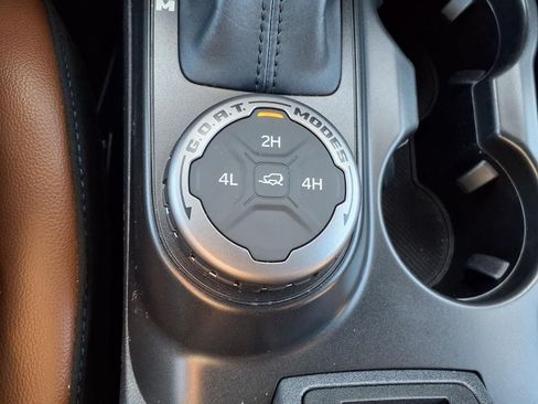 Used 2023 Ford Bronco Outer Banks AWD/4WD image 26