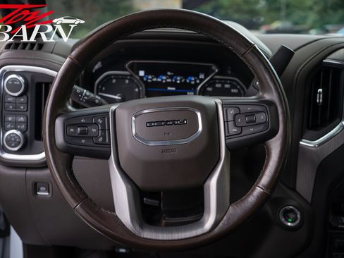 Used 2023 GMC Sierra 3500 Denali w/ Denali Ultimate Package AWD/4WD image 28