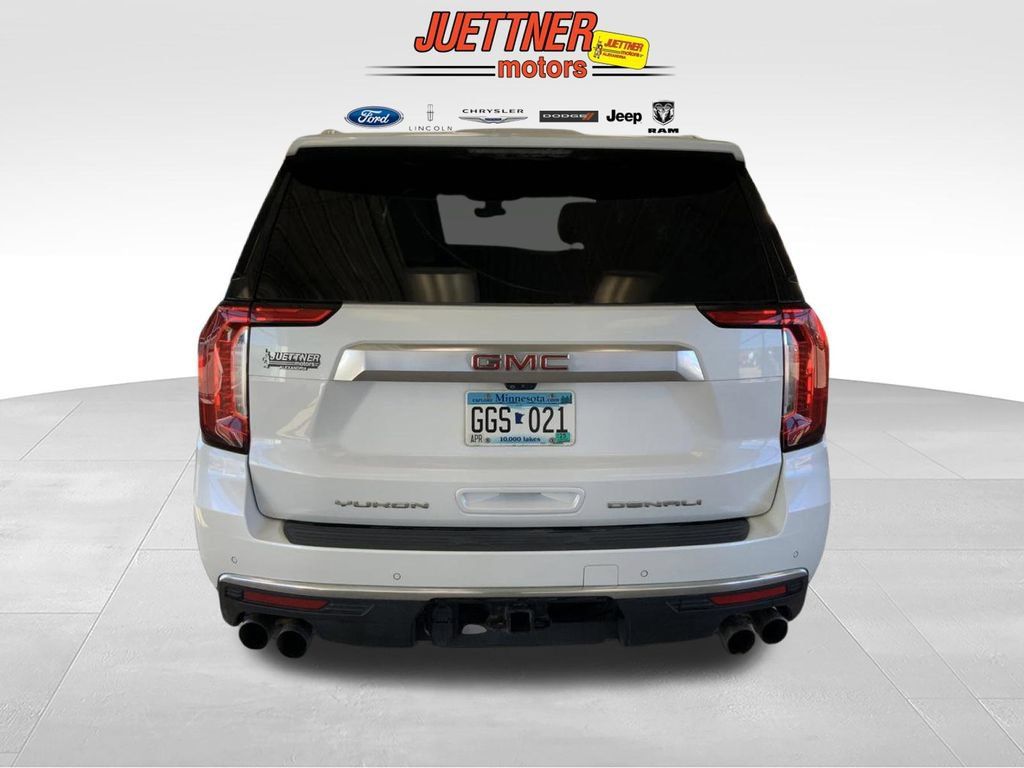 Used 2021 GMC Yukon Denali w/ Denali Premium Package AWD/4WD image 8