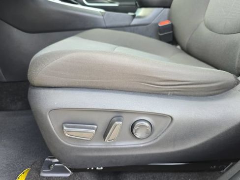 Used 2024 Toyota RAV4 XLE w/ Convenience Package FWD image 30