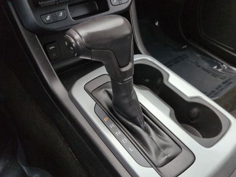 Used 2017 Chevrolet Colorado ZR2 w/ LPO, Premium Interior Package image 24