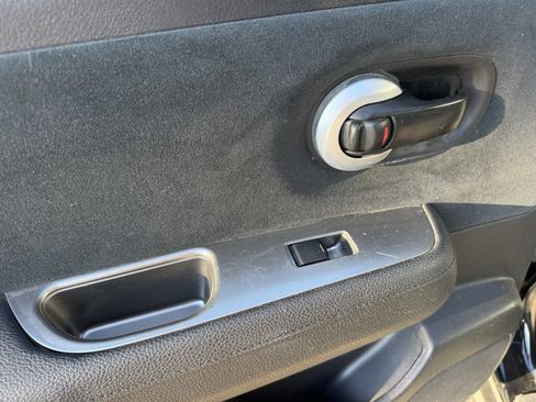 Used 2011 Nissan Versa 1.8 S w/ Plus Pkg image 28