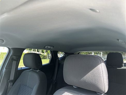 Used 2019 Chevrolet Blazer LT image 16