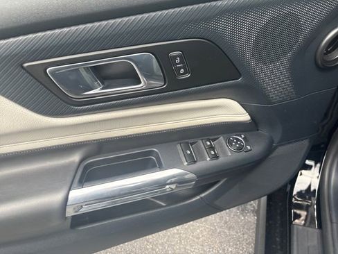 Used 2024 Ford Mustang GT Premium RWD image 14