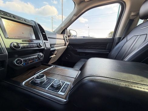Used 2019 Ford Expedition Max Platinum AWD/4WD image 53