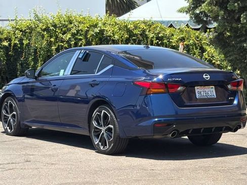 Used 2024 Nissan Altima 2.5 SR w/ SR Premium Package AWD/4WD image 6