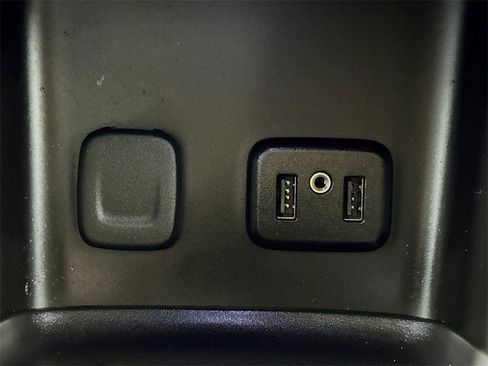 Used 2019 GMC Acadia Denali image 27