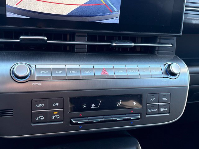 Certified 2024 Hyundai Kona SEL w/ Convenience Package AWD/4WD image 16