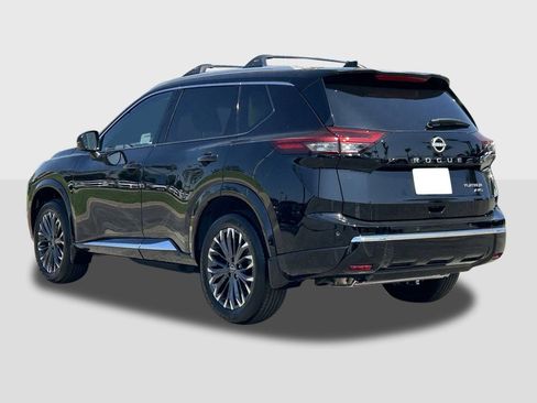 New 2026 Nissan Rogue Platinum image 2