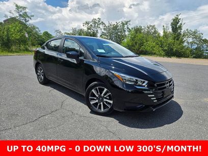 New 2025 Nissan Versa SV w/ Trunk Package