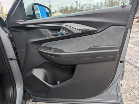 Used 2023 Chevrolet TrailBlazer LT image 13